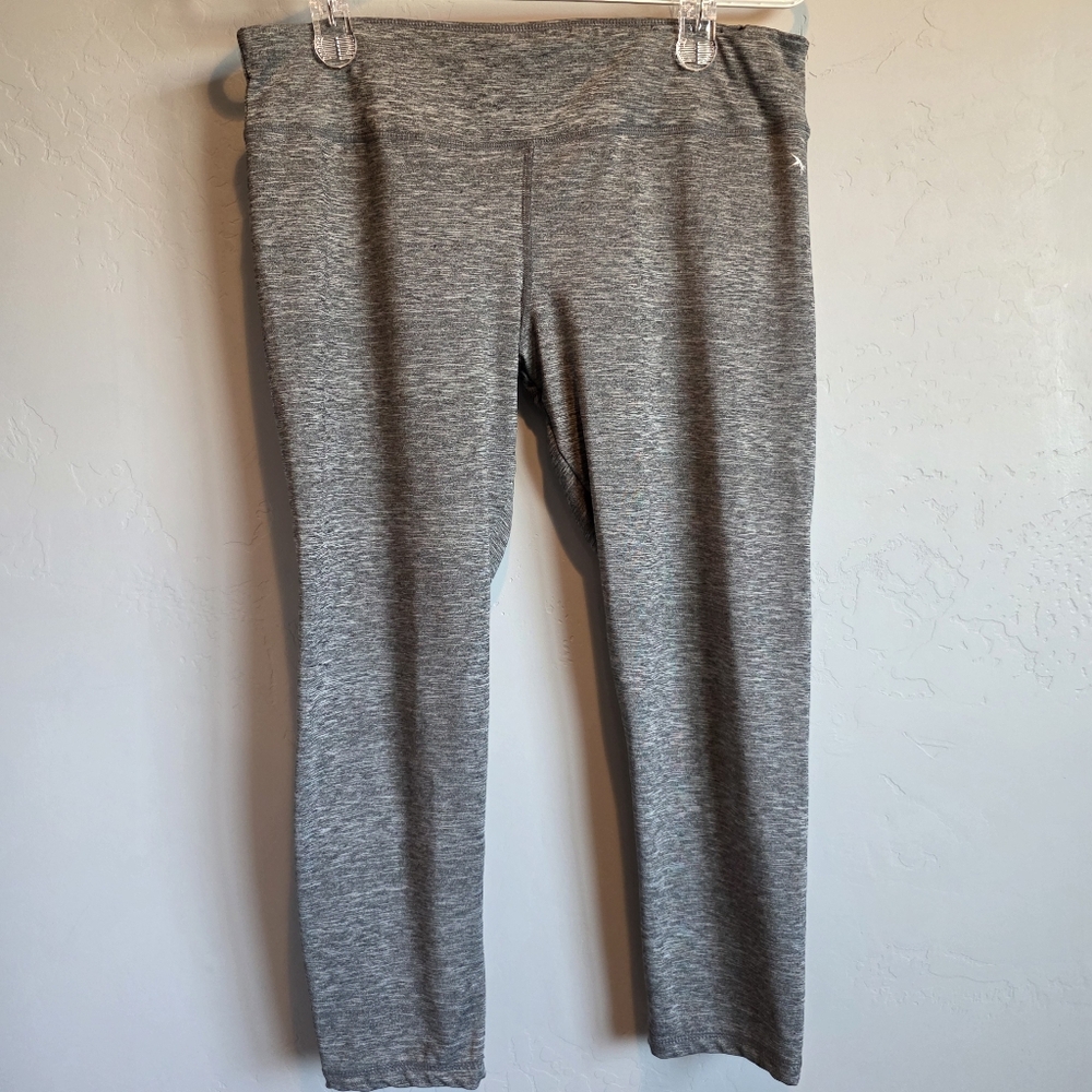 Women's Heathered Gray Cropped Leggings, XL